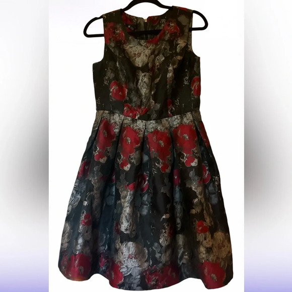 AGB fashion Luxe Floral Jacquard Mini party dress Sz 6 - Picture 1 of 15